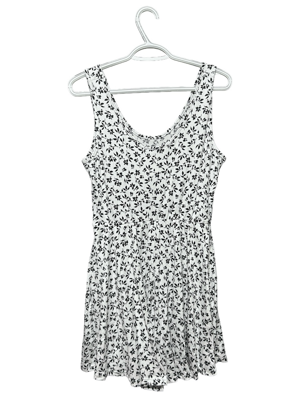 NWT White Birch Ivory Black Floral Sleeveless Dress Built-In Shorts Size S - Picture 3 of 11